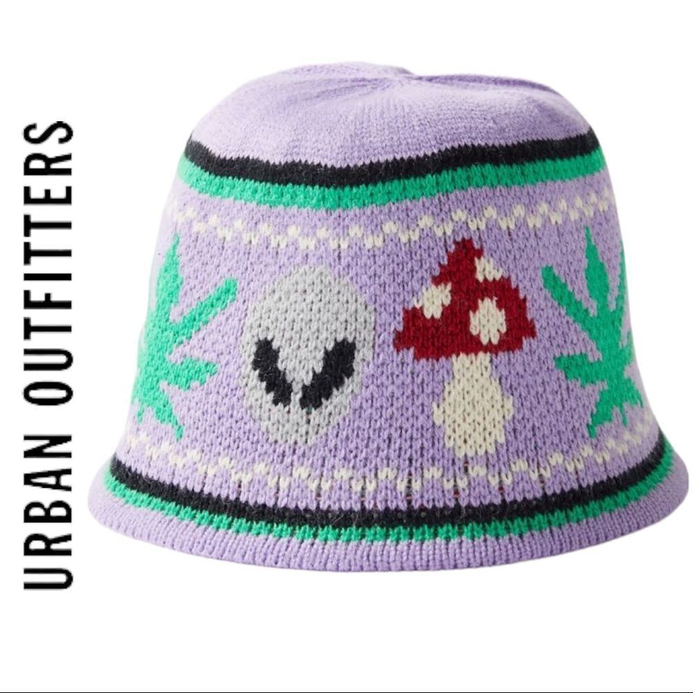 NEW Urban Outfitters UO Mimi Mushroom Lavender Knit Bucket Cap Hat